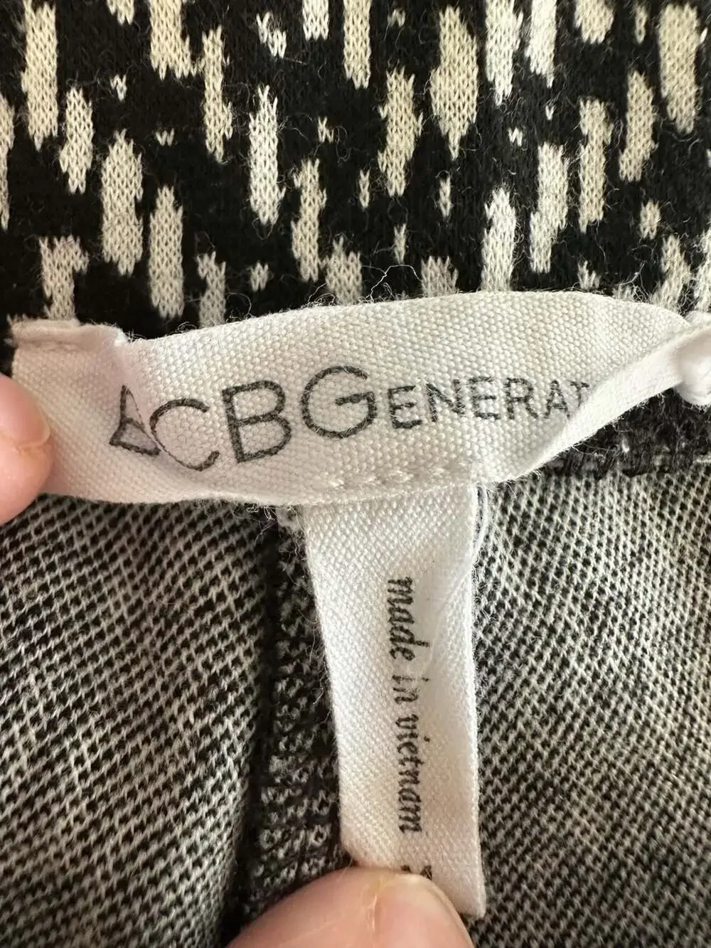 BCBG Generation Womens Pants Black and White Chevron Knit Pull-On Pants Medium - Picture 9 of 13